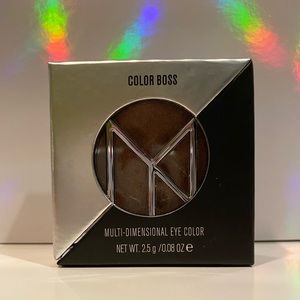 Color Boss Multidimensional Eye Color
